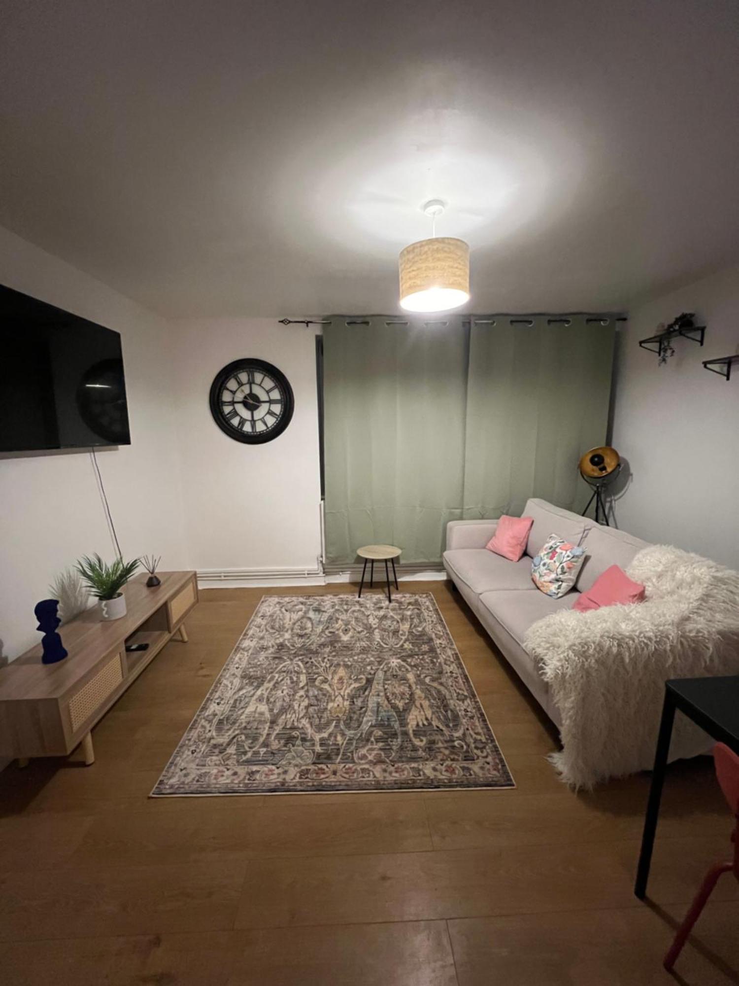 Apartment Cosy In *